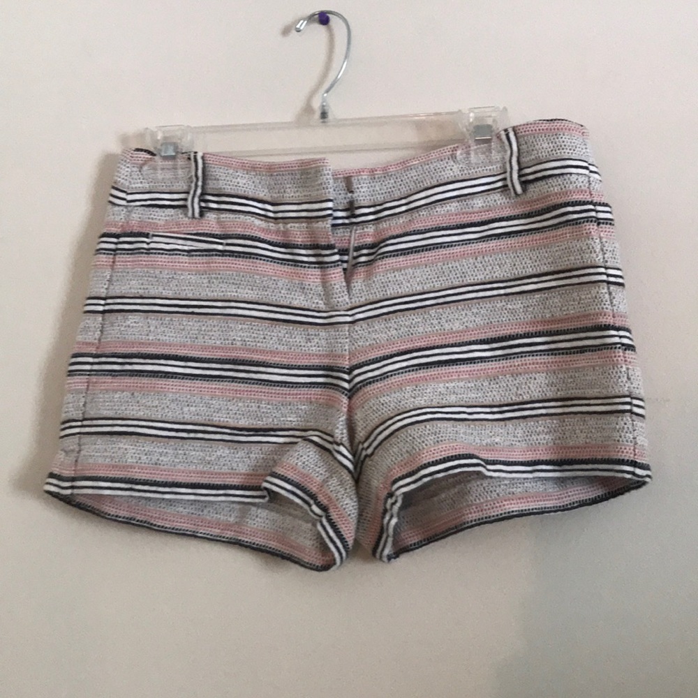 Shorts pink and black stripes